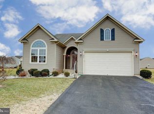 371 Nursery Ln, Smyrna, DE 19977