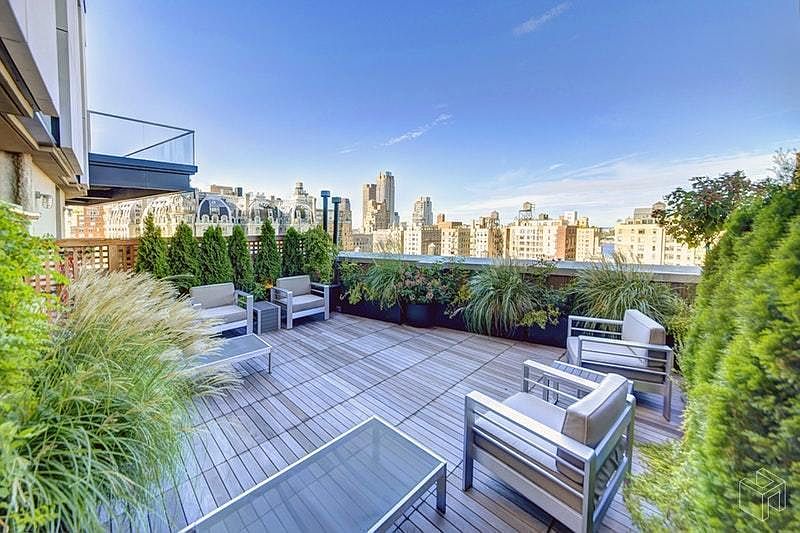 1st image of 2138 Broadway #16A