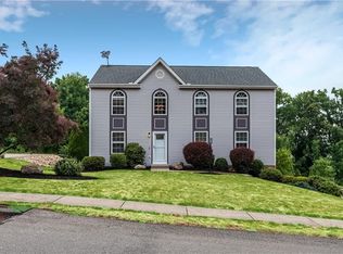 4103 Valleyvue Dr, Gibsonia, PA 15044