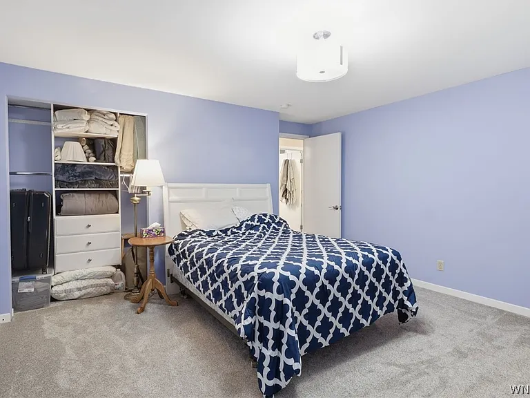 16 Paramount Pkwy — Photo 16