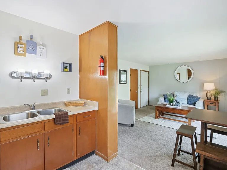 Fountain Park Apartments | Specials Available — Photo 51