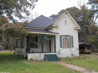 902 S Main St, Warren, AR 71671