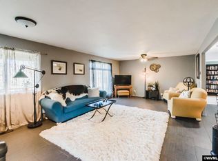 28344 Santiam Hwy, Sweet Home, OR 97386