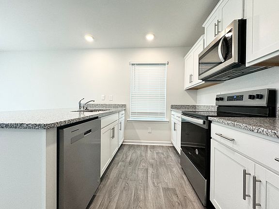 4th image of 4143 Lurelin Ln #5
