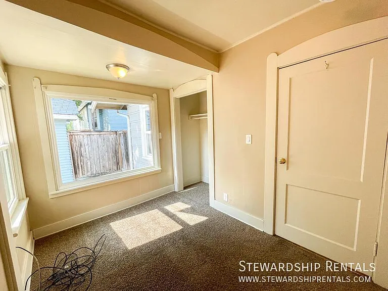 1745 Olive St — Photo 22