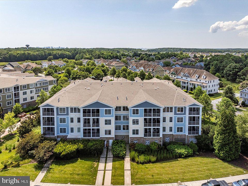 1st image of 31574 Winterberry Pkwy Unit 306