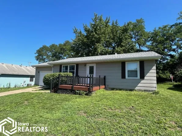 1103 W Adams Ave, Fairfield, IA 52556