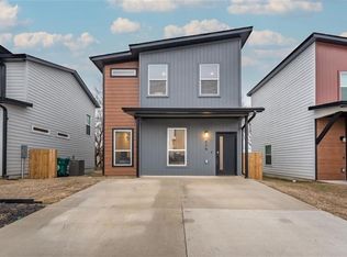 620 Pacific Ave, Bentonville, AR 72713