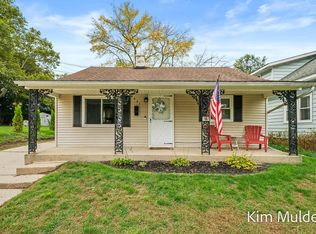 931 Frederick Ave NW, Grand Rapids, MI 49504