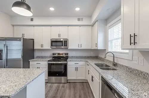 110 Aviator Cir #A Photo 1