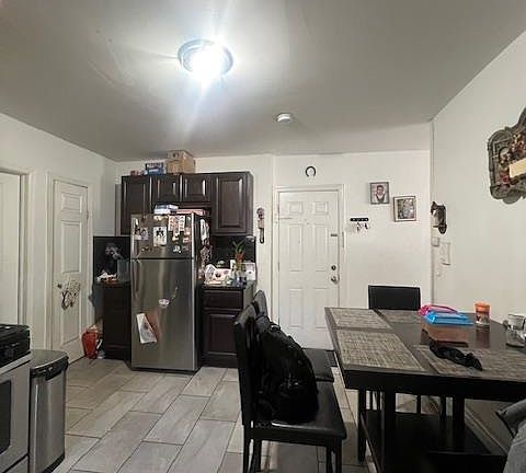 3rd image of 275 Monticello Ave APT 2