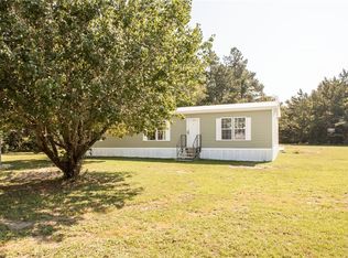 56 Fj Melton Ln, Waycross, GA 31503