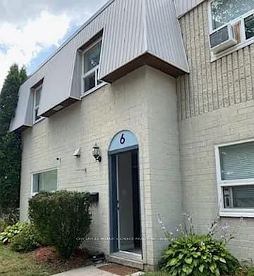 3 bed, $2,150 — Photo 1