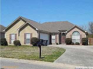 124 Heather Ln, Pelham, AL 35124