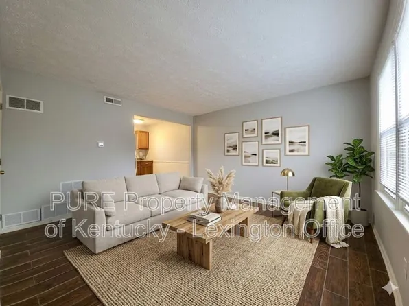 305 Lake St APT 2, Nicholasville, KY 40356