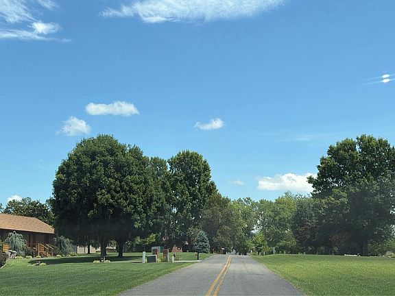 5th image of 1737 Doc Terry Rd