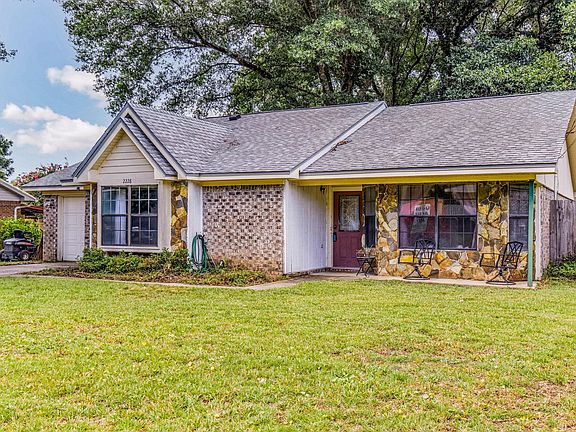 3rd image of 2228 White Pines Dr