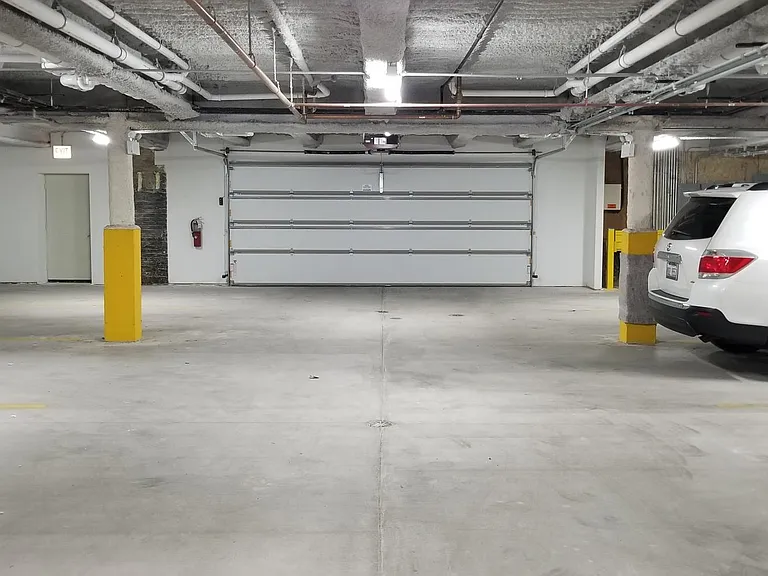 1645 W Le Moyne St #3G — Photo 9