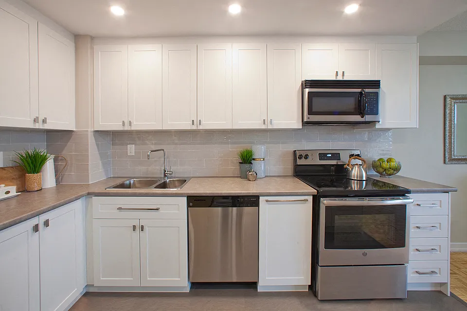 Silvercreek Towers — Photo 3