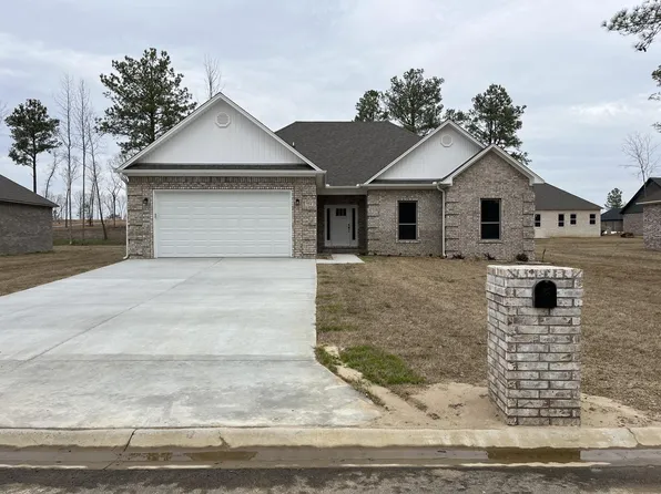 154 Hayden Dr, Beebe, AR 72012