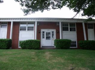 4241 N Ripley St APT 4, Davenport, IA 52806