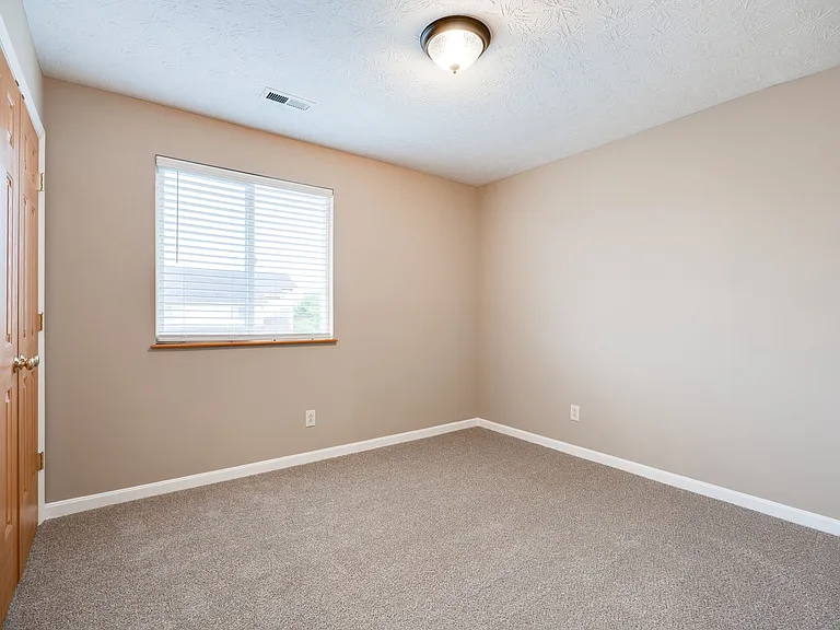 2043 Pine Forest Dr — Photo 16
