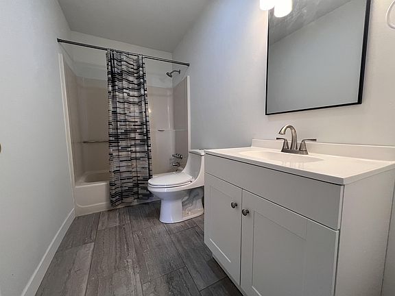 5th image of 34 S Elkins Ave #2