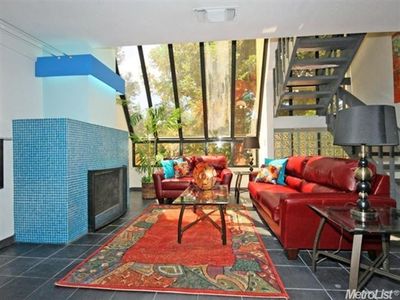 200 P St, Sacramento, CA, 95814