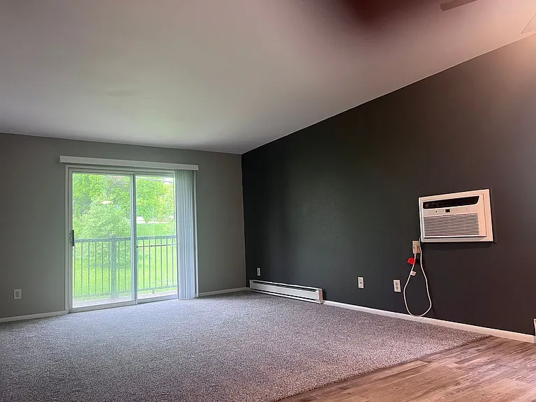 719 E Cavour Ave — Photo 1