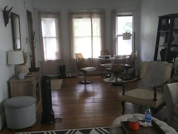 2nd image of 37 Inwood Pl #1