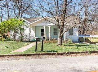 583 N Assembly Dr, Fayetteville, AR 72701