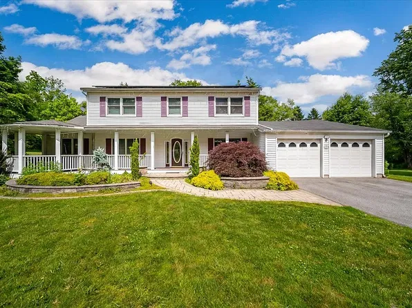 1 Cindy Ln, Highland Mills, NY 10930