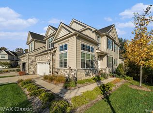 42832 Cardinal Way UNIT 47, Novi, MI 48375