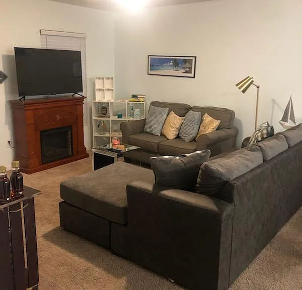27000 Mary Ave — Photo 3