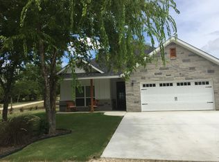 415 Warren Rd, Lorena, TX 76655