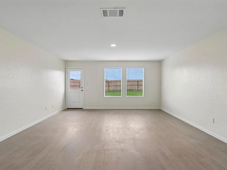 3188 Dispatch Dr — Photo 16