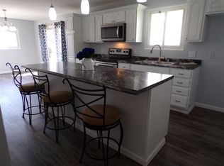 1427 W Washington St, Bluffton, IN 46714