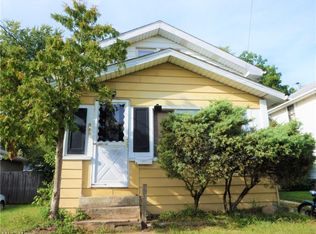 525 Harding Ave, Barberton, OH 44203