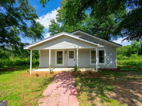 2037 Smokey Rd, Lagrange, GA 30241