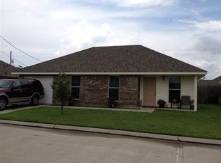 5805 Shadowbend Cir S, Lumberton, TX 77657
