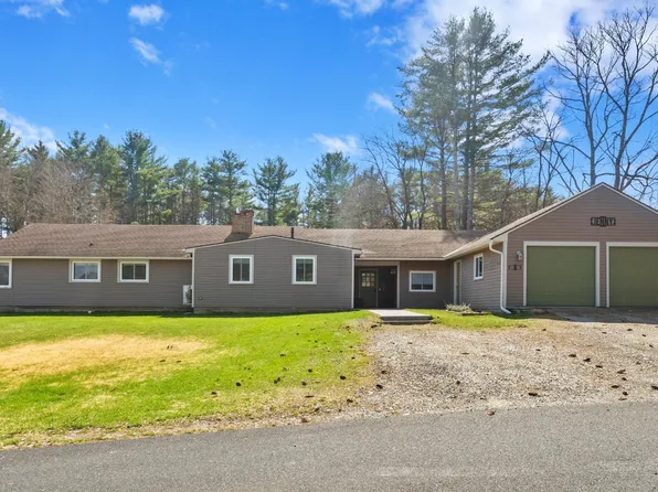 4 Fox Meadow Ln, Stockbridge, MA 01262
