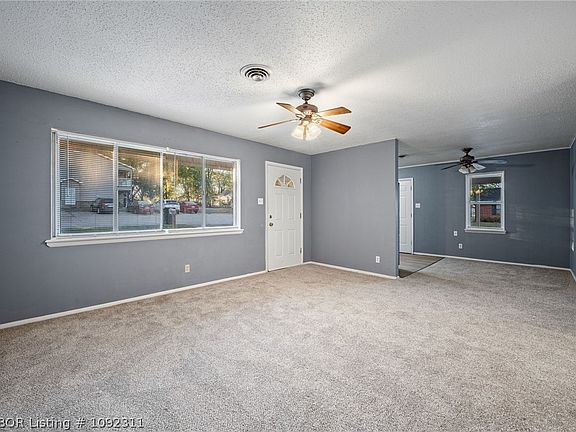 4th image of 203 S 14th St