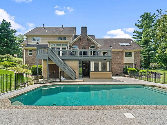 4th image of 808 Squire Lake Dr