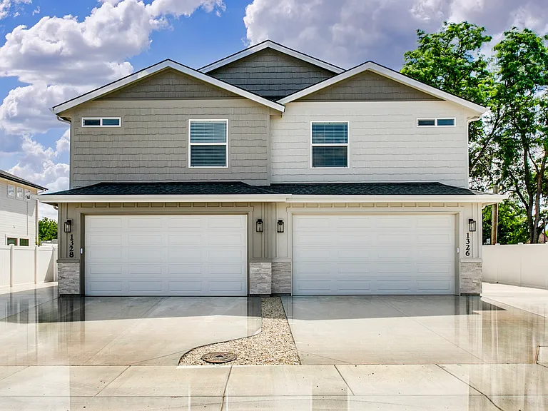 1326 N Meridian Rd — Photo 30
