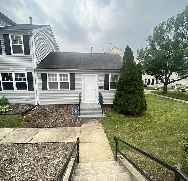 2518 Kent Village Dr #1 — Photo 1