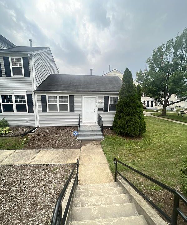 1st image of 2518 Kent Village Dr #1