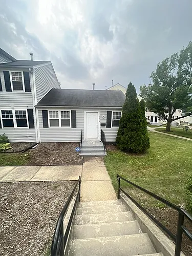 2518 Kent Village Dr #1 Photo 1