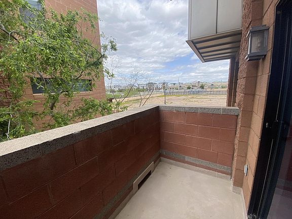 4th image of 330 S Farmer Ave Unit 112