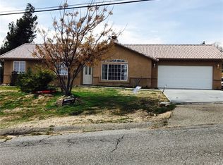 8430 G Ave, Hesperia, CA 92345