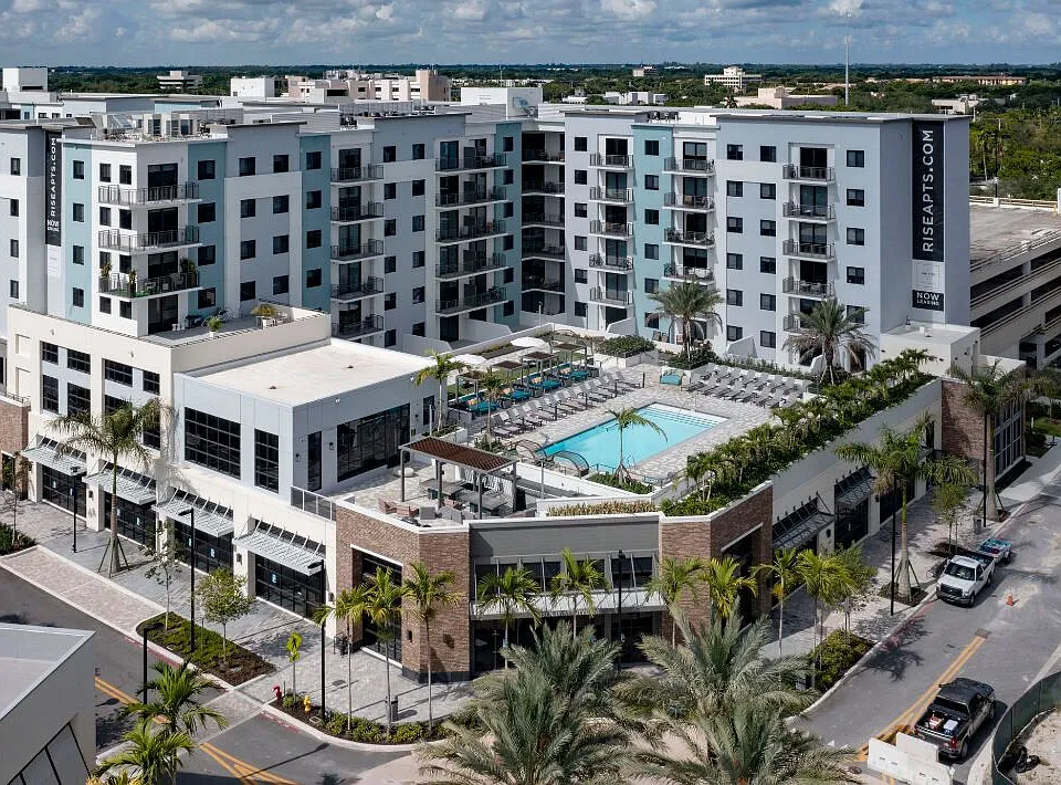 The Rise at Plantation Walk